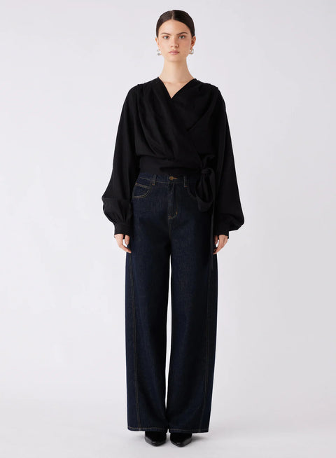 ESMAEE Hilton Tie Side Blouse Black