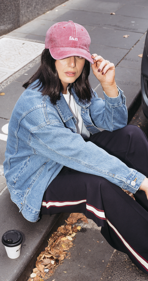 FEATHER AND NOISE Gigi Washed Denim Hat Burgundy