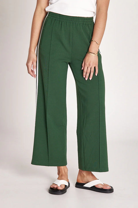 FEATHER AND NOISE Noah Cropped Pant Green Stripe