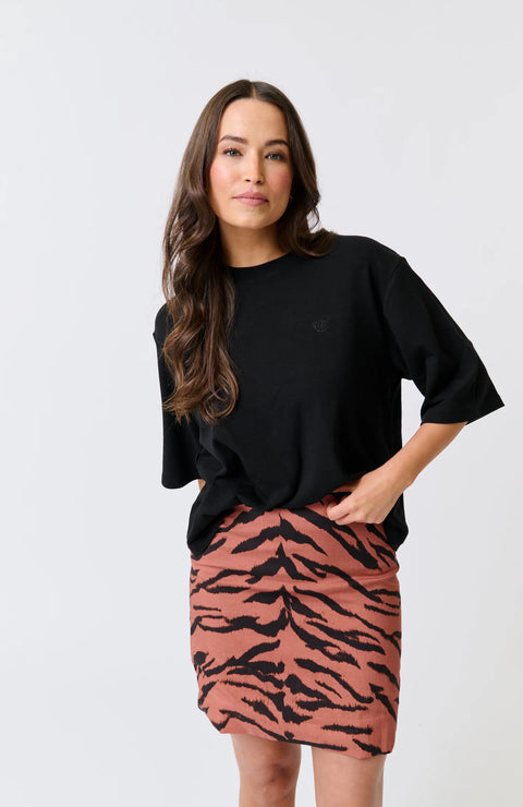 CARTEL AND WILLOW Solana Tee Black