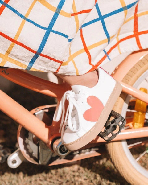 WALNUT Heart Sneaker Pink