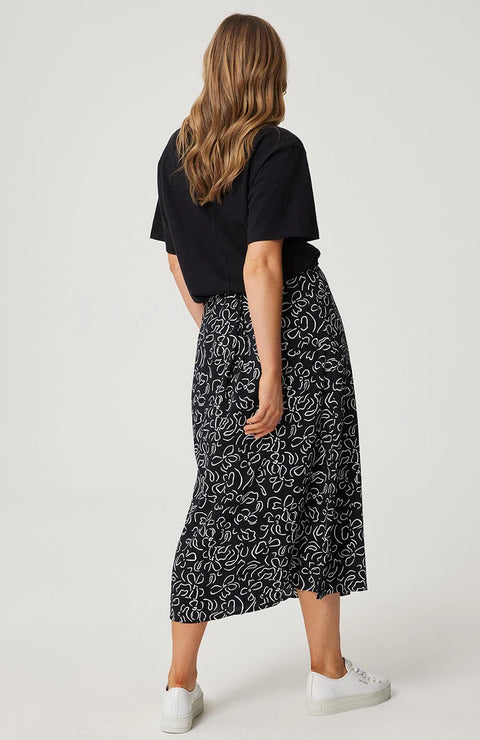 CARTEL AND WILLOW Ava Skirt Black Stencil