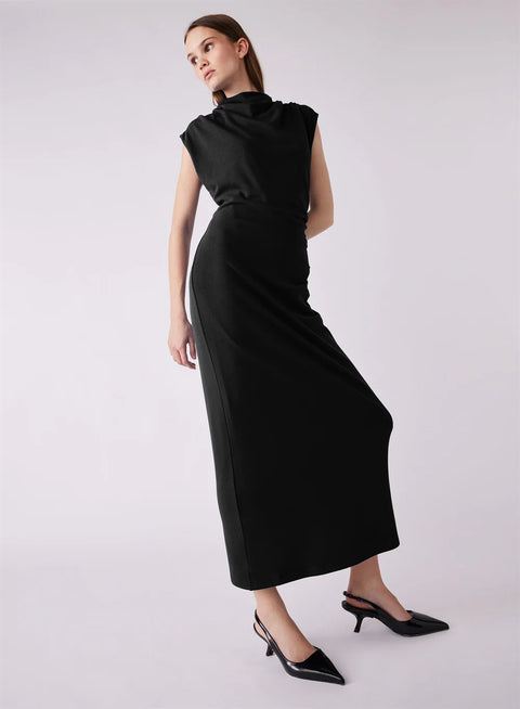 ESMAEE Flute Midi Dress Black