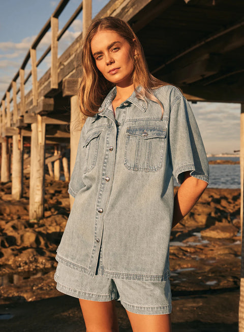 ESMAEE Seaside Denim Shirt